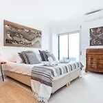 Art-inspired Modern Appartement Lagos