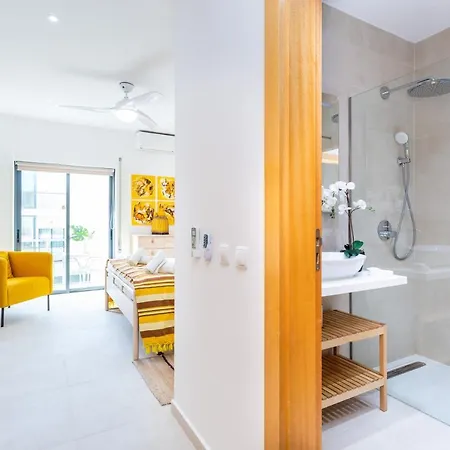 Art-inspired Modern * Lagos