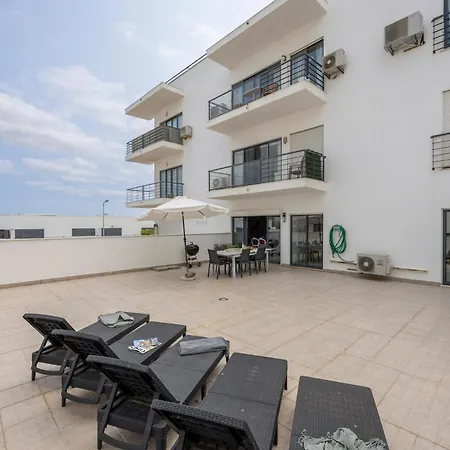 Appartamento Art-inspired Modern *