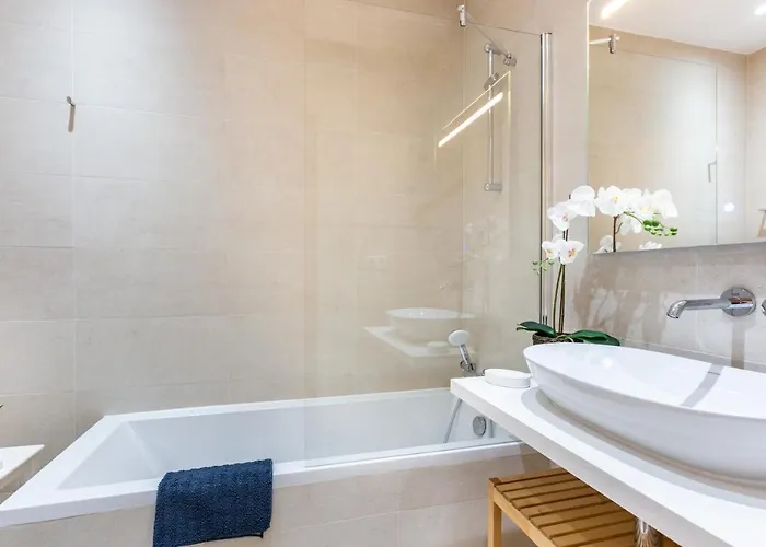 Art-inspired Modern Appartement Lagos