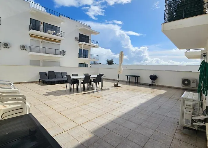 Art-inspired Modern * Lagos
